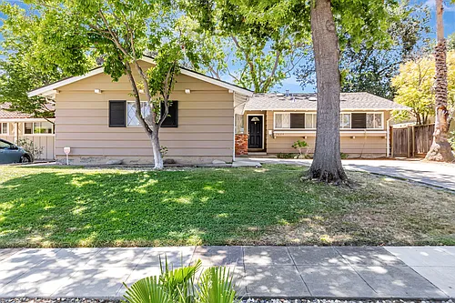 7624 Erin Way Photo 1