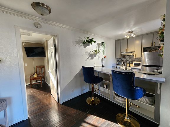 5th image of 29628 Desert Oak Ct APT 33