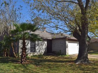 13978 Towne Way Dr, Sugar Land, TX 77498