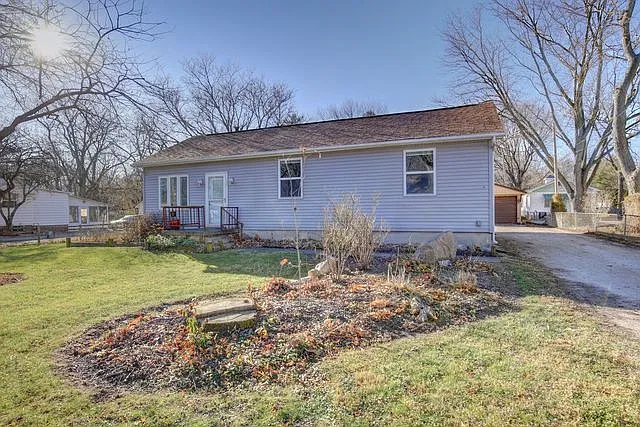 209 Brady Ln photo 1