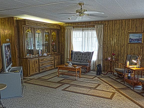 5th image of 675 Parlanti Ln Space 44