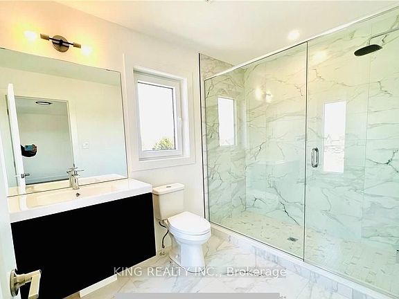 5th image of 4302 Lismer Ln