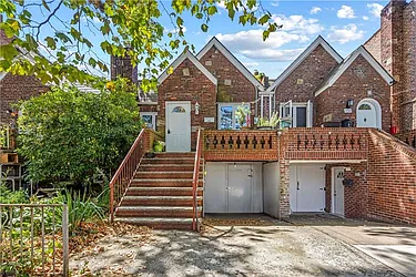 2726 East 27th Street