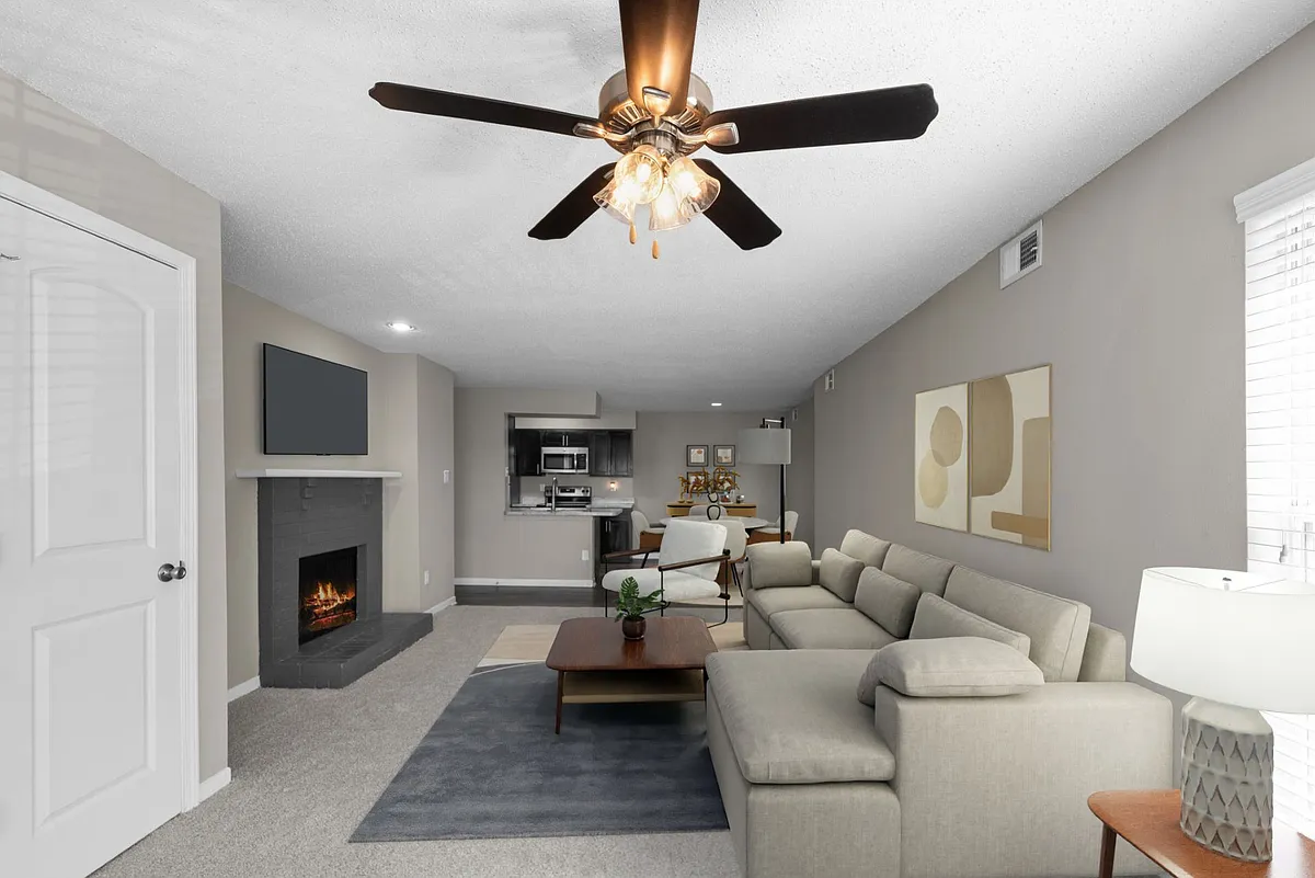 The Bishop (Renovated) - 1 Bed / 1 Bath - 793-837 Sq.Ft. - Willowbend