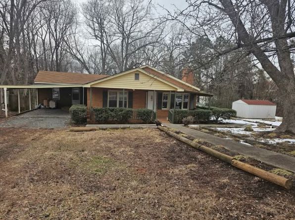 1205 Kelly Rd