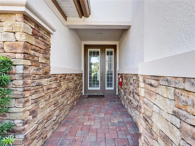 8060 Players Cove Dr #101 — Photo 10