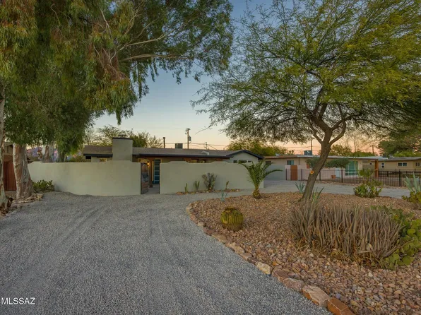 5943 E Beverly St, Tucson, AZ 85711