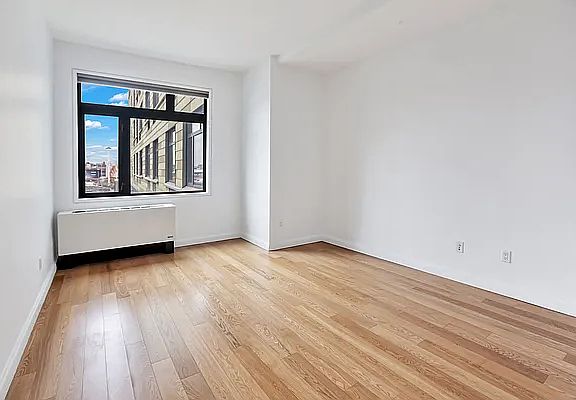 5th image of 1102 49th Ave APT 3M