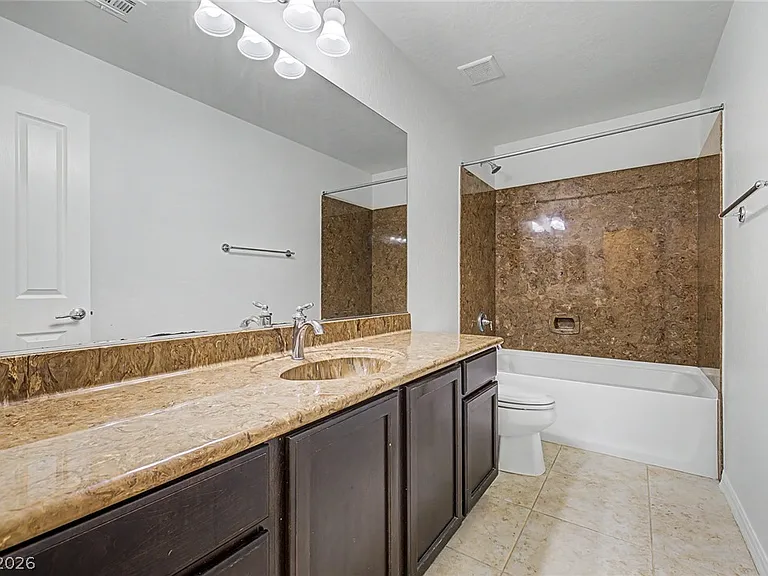 2608 Romarin Ter — Photo 28