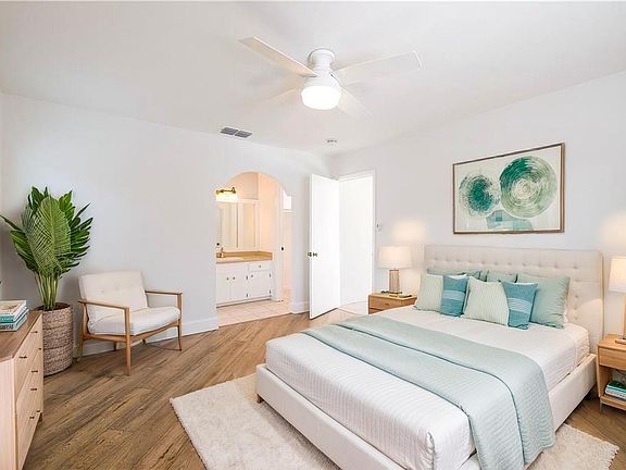 3rd image of 2201 Singletree Ave