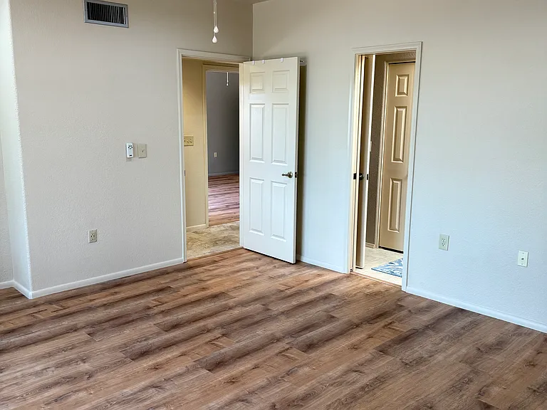 8631 N Little Oak Ln — Photo 11