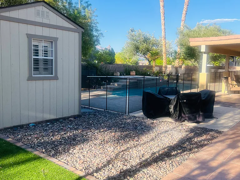 Backyard....pool house