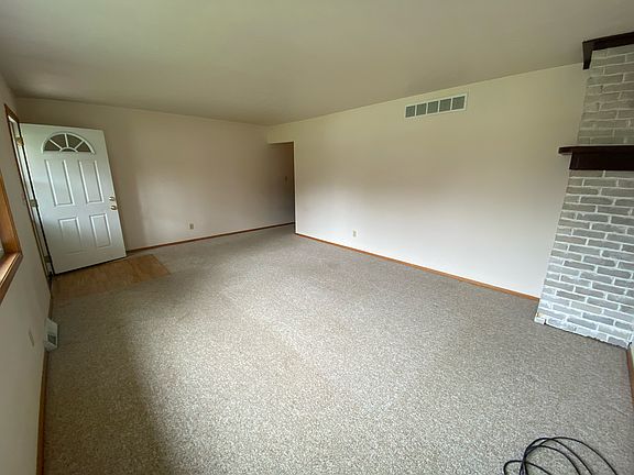 2nd image of 140 Strecker Dr #1
