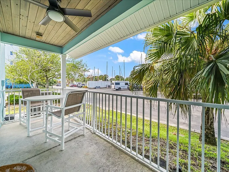 104 Parrotfish Ln #101 — Photo 8