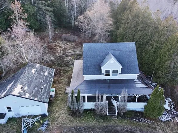 2879 Westfield Rd, Saint John, NB E2M 6S6