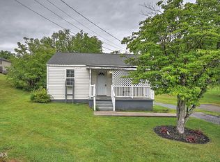 409 Crockett St, Bristol, VA 24201