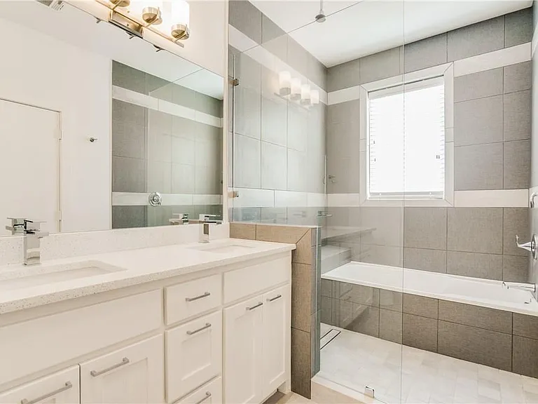 6270 Oram St #106 — Photo 16