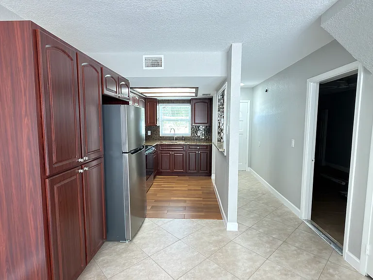 8443 N Grady Ave — Photo 6