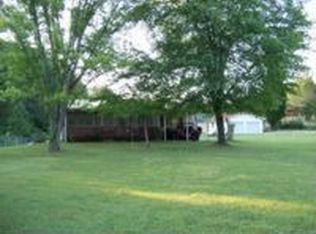 297 Mays Valley Rd, Harriman, TN 37748