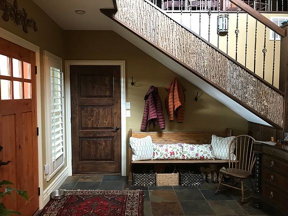3rd image of 280 Banner Hill Dr