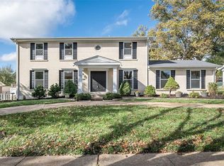 305 Shady Meadows Dr, Ballwin, MO