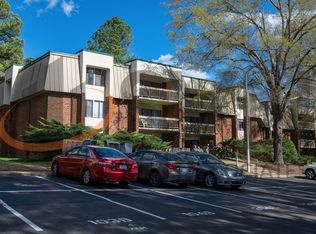 500 Umstead Dr #104E, Chapel Hill, NC 27516