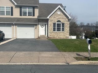 2197 Juniper Dr N, Coplay, PA 18037