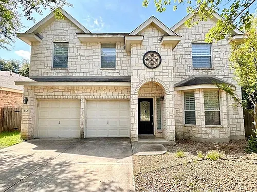 842 Windhurst Photo 1