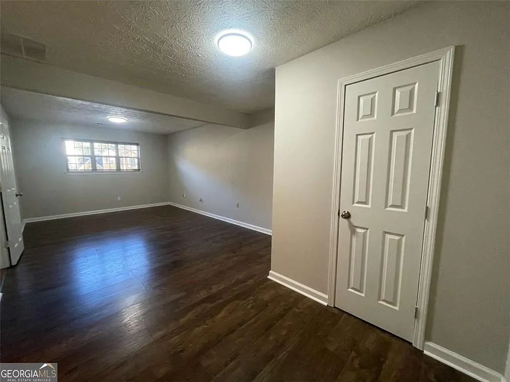 3015 Cascade Manor Drive - 1 — Photo 4