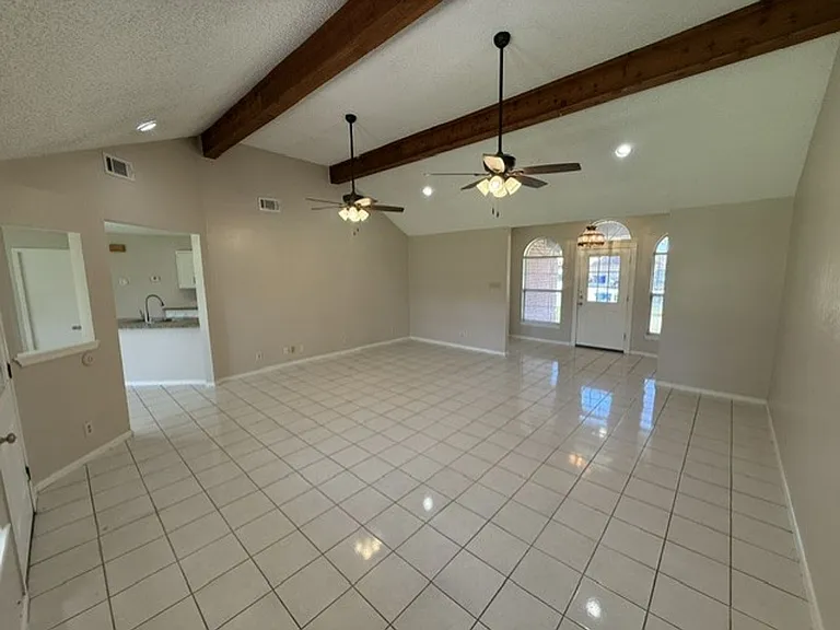 313 Potrero Ct — Photo 3