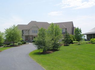 39W805 Fabyan Pkwy, Campton Hills, IL 60119