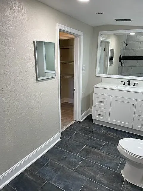 2 bed, $1,600 — Photo 4