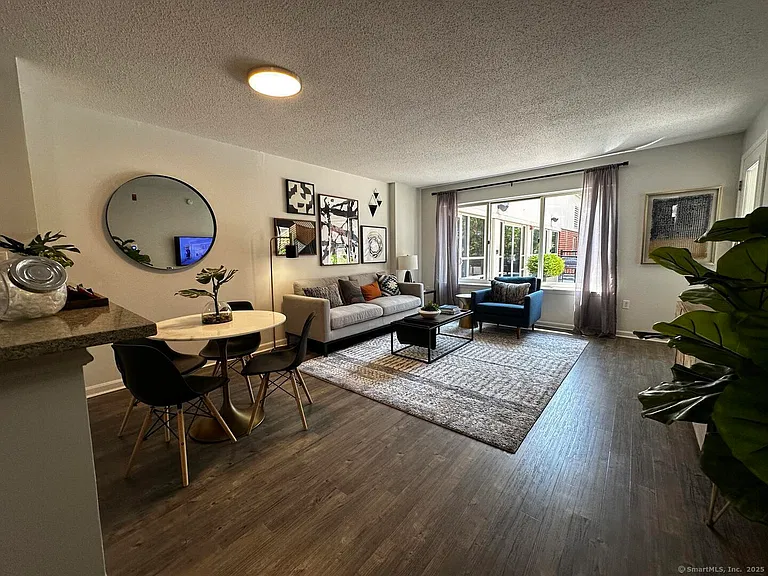 52 Forest St #1009 — Photo 13