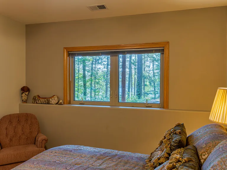 9630 Marcella Dr NE — Photo 37