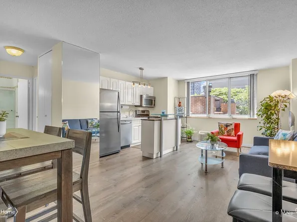 345 E 93rd St APT 2E, New York, NY 10128