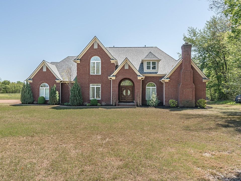 1st image of 445 Bradmeadow Ln