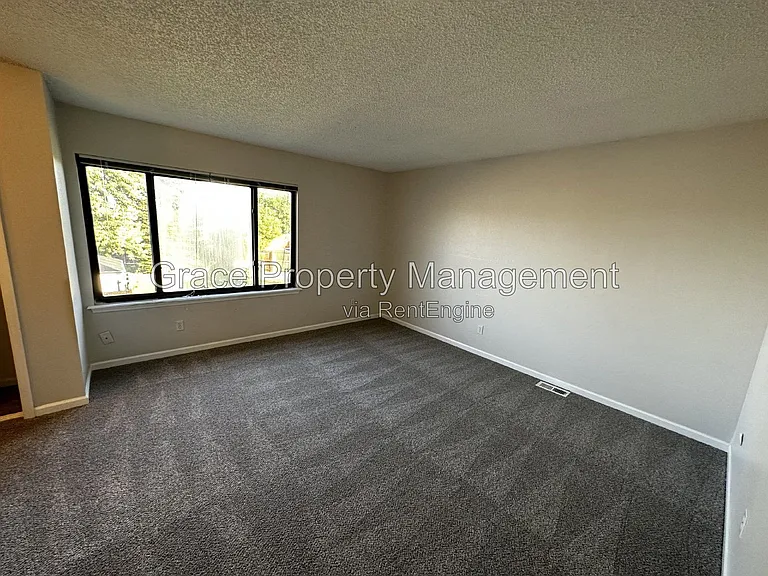24 Mountain Shadows Ct — Photo 33
