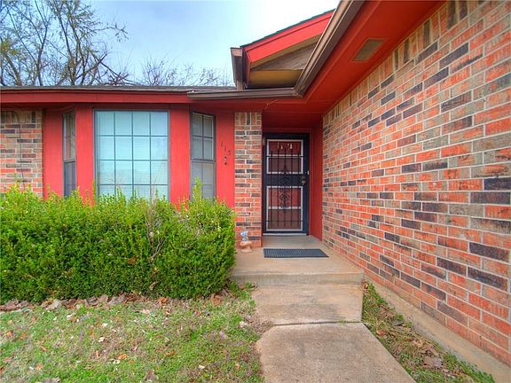 2nd image of 113 N Greengate Dr