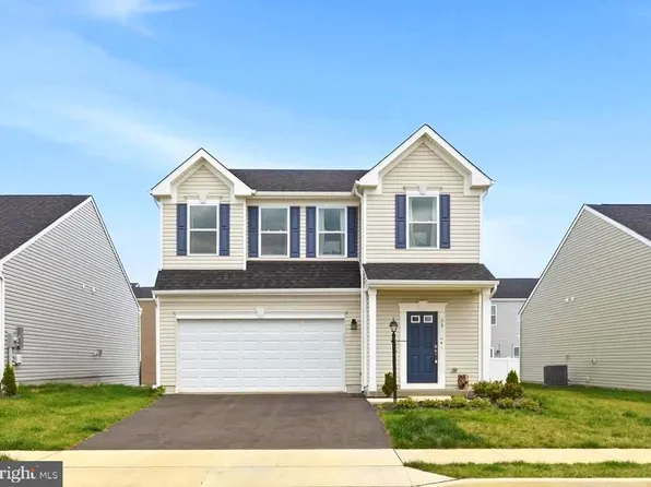 73 Hopkins St, Ranson, WV 25438