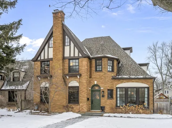 1311 Scott Ave, Winnetka, IL 60093