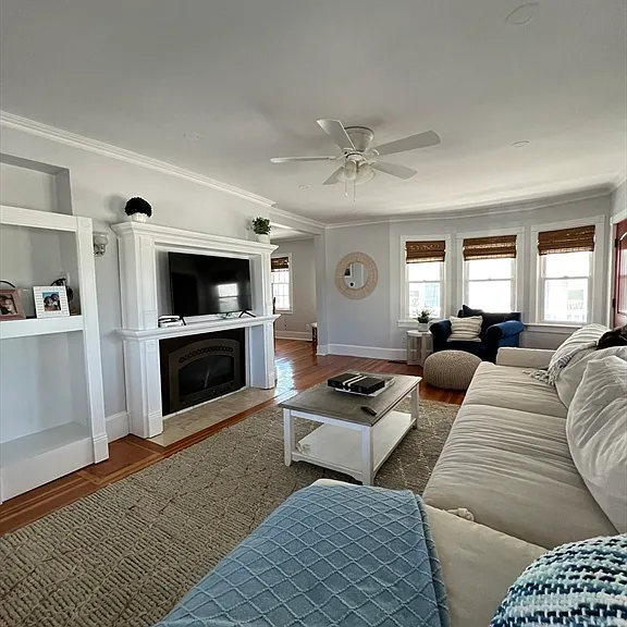 92 Manomet Ave — Photo 3