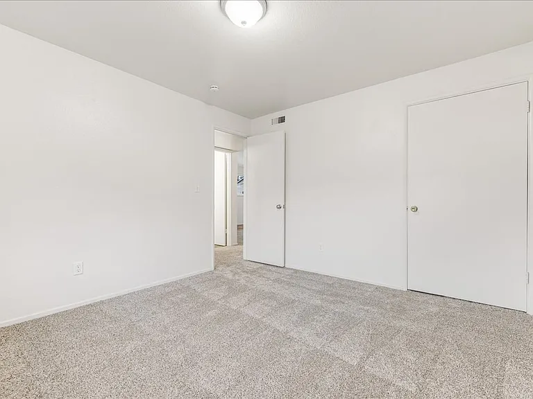 Cannon Court Apartments — Photo 27