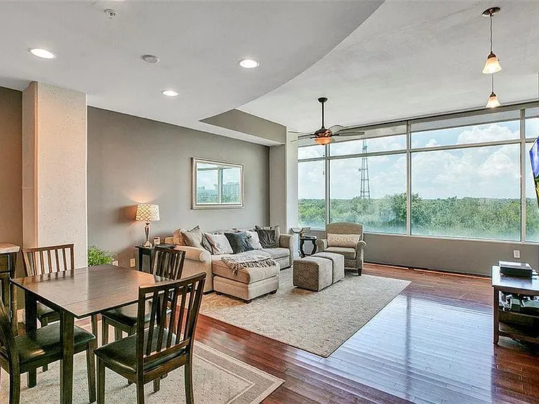 525 E Jackson St #607 — Photo 9