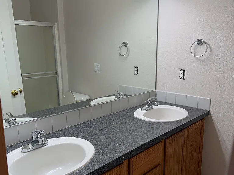 2478 SE Palmblad Rd #2468 — Photo 7