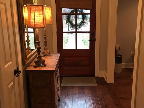 3rd image of 2042 Stafford Park Ln
