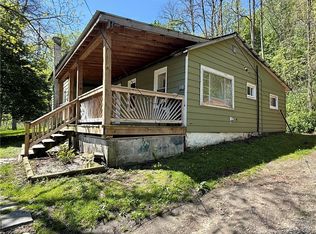 5551 Maiden Ln, Millport, NY 14864