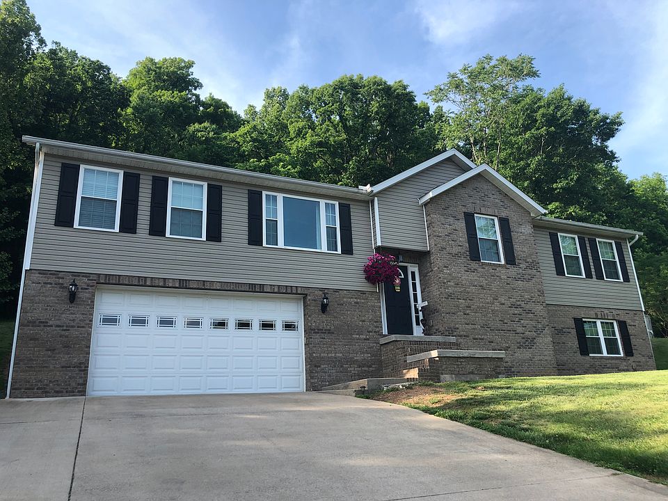 1st image of 25 Williamsburg Dr
