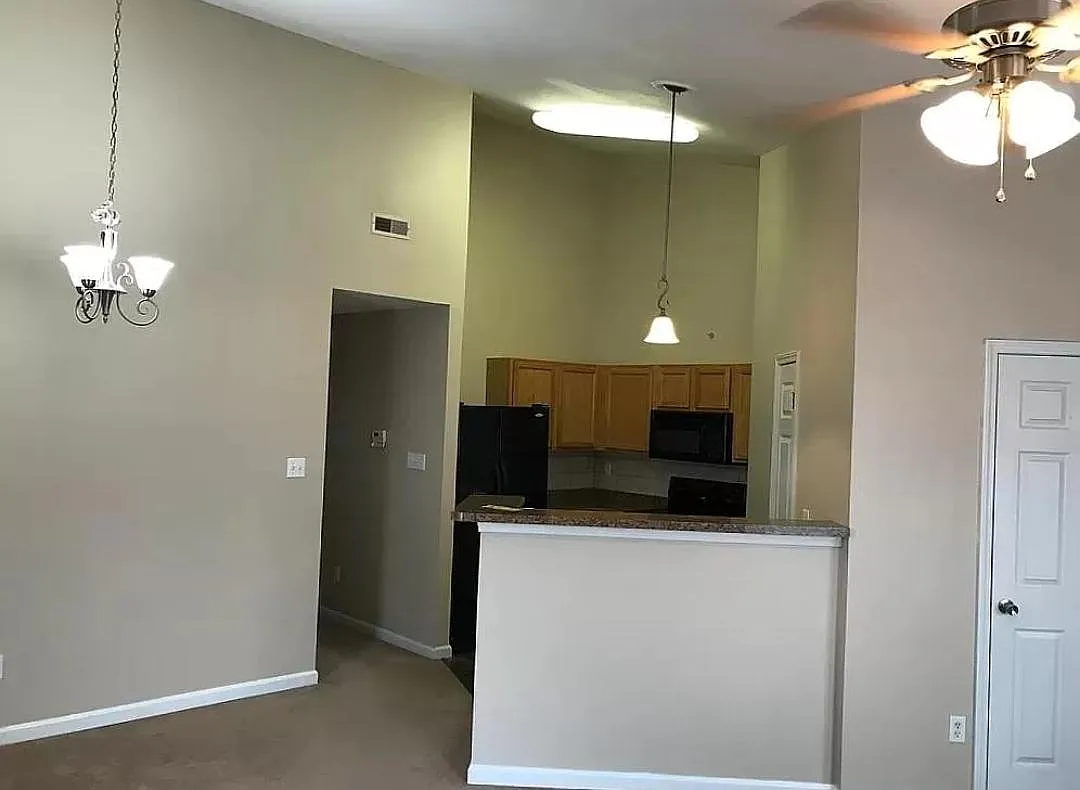 Building Photo - 94 Timber Creek Dr