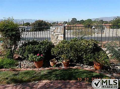 2nd image of 111 Casitas Del Este Ln #1