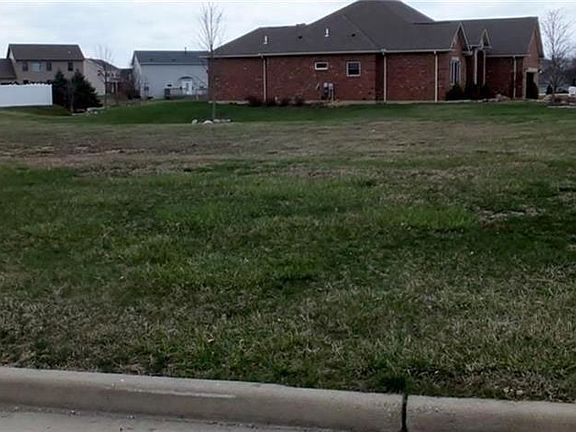 3rd image of 691 Kimmel Trl
